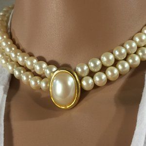 Classic Vintage Pearl Choker/Necklace